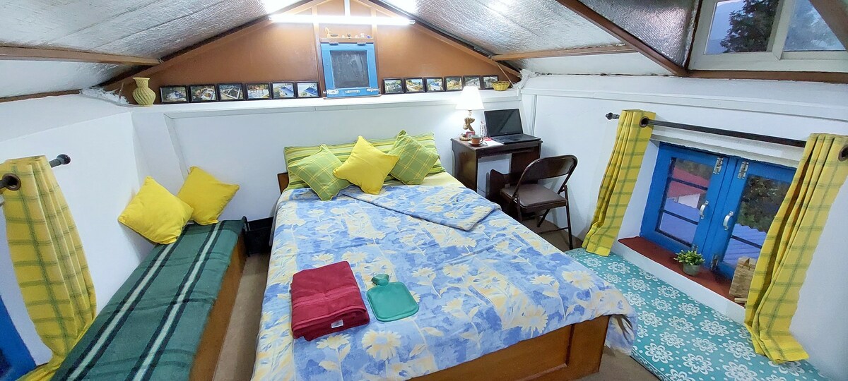 Hilltop Earthbag Sanctuary Near Kathmandu — photo