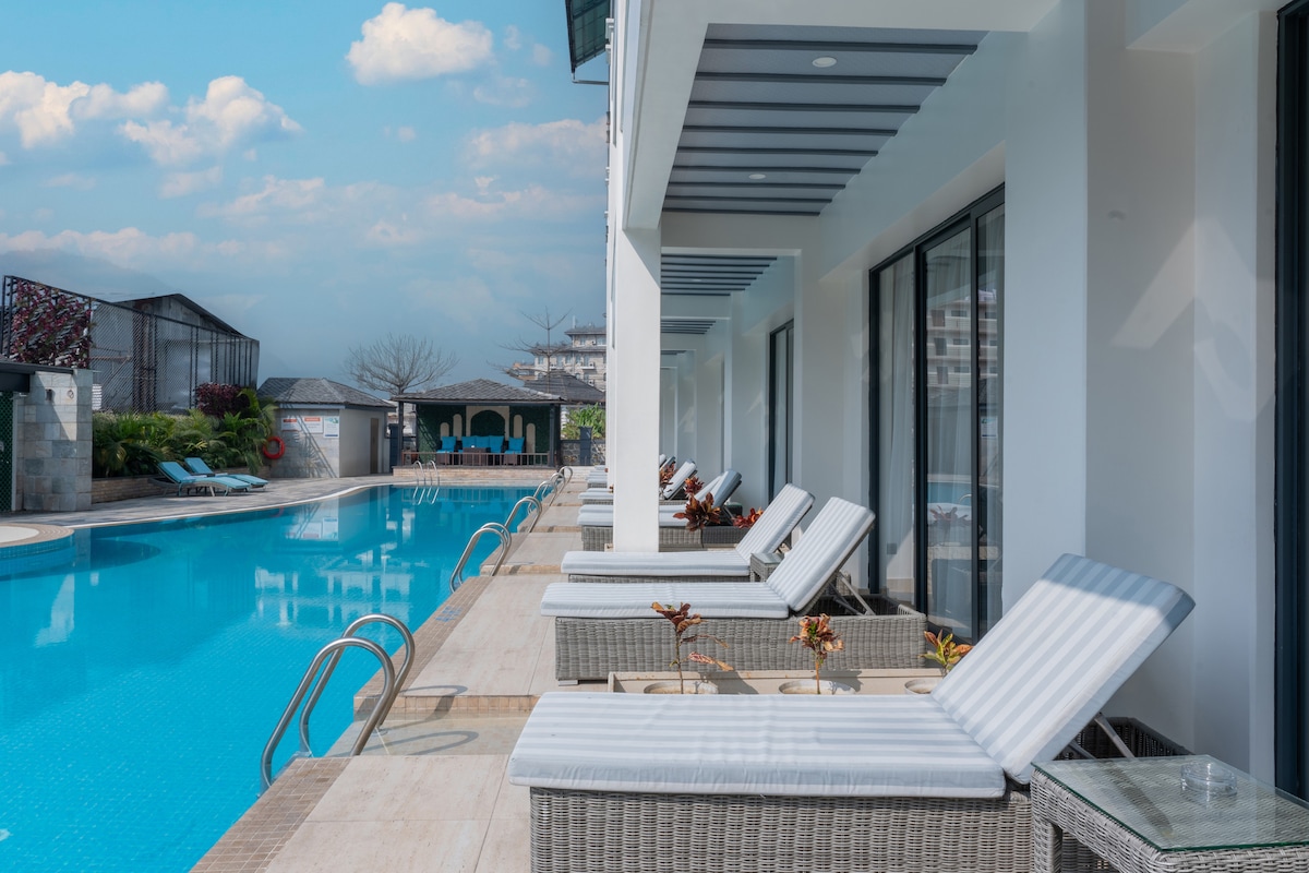 Pool Lanai Luxury Double Queen — photo