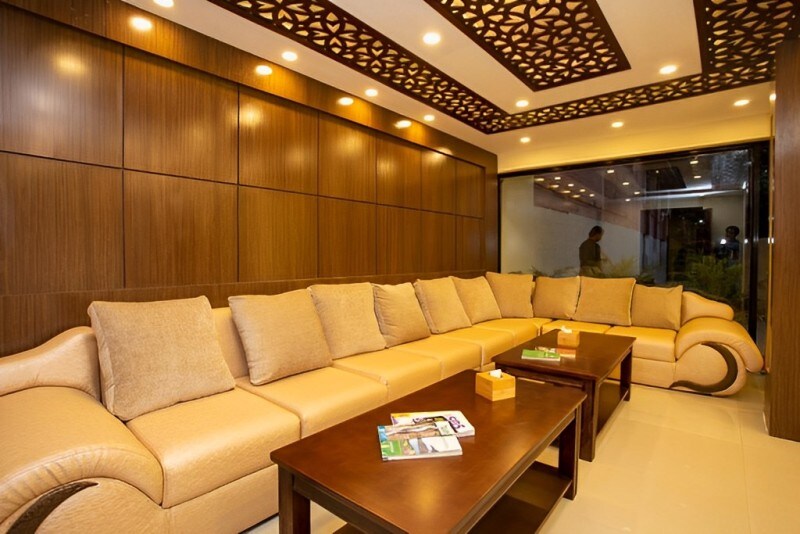 Family Room with Garden — photo