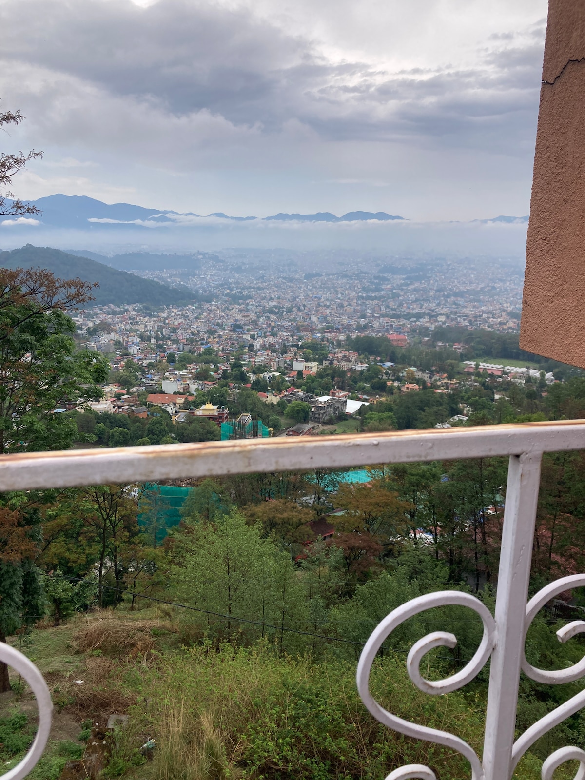 Full Valley Views & Waffles — photo