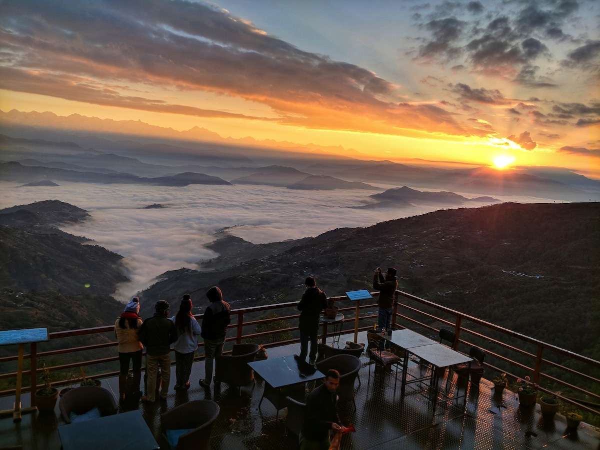 Everest Manla resort