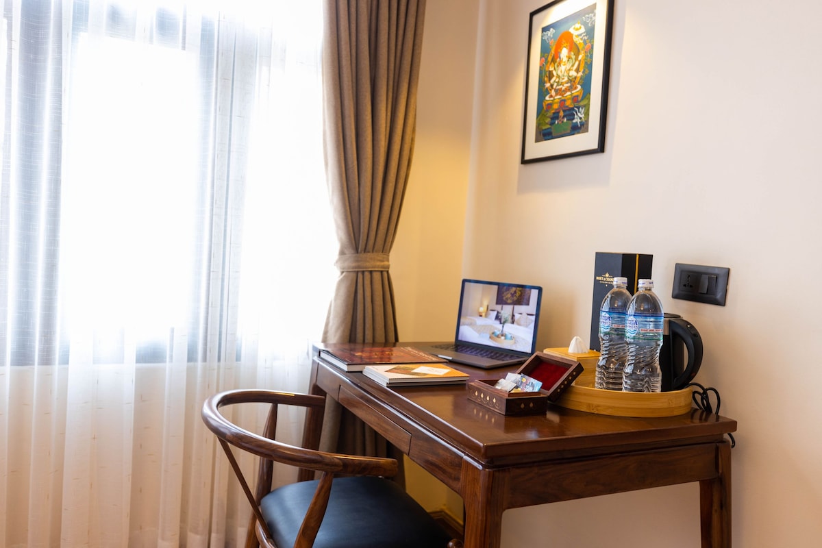 SUPER HOST | Superior Twin/King Bed with Breakfast — photo