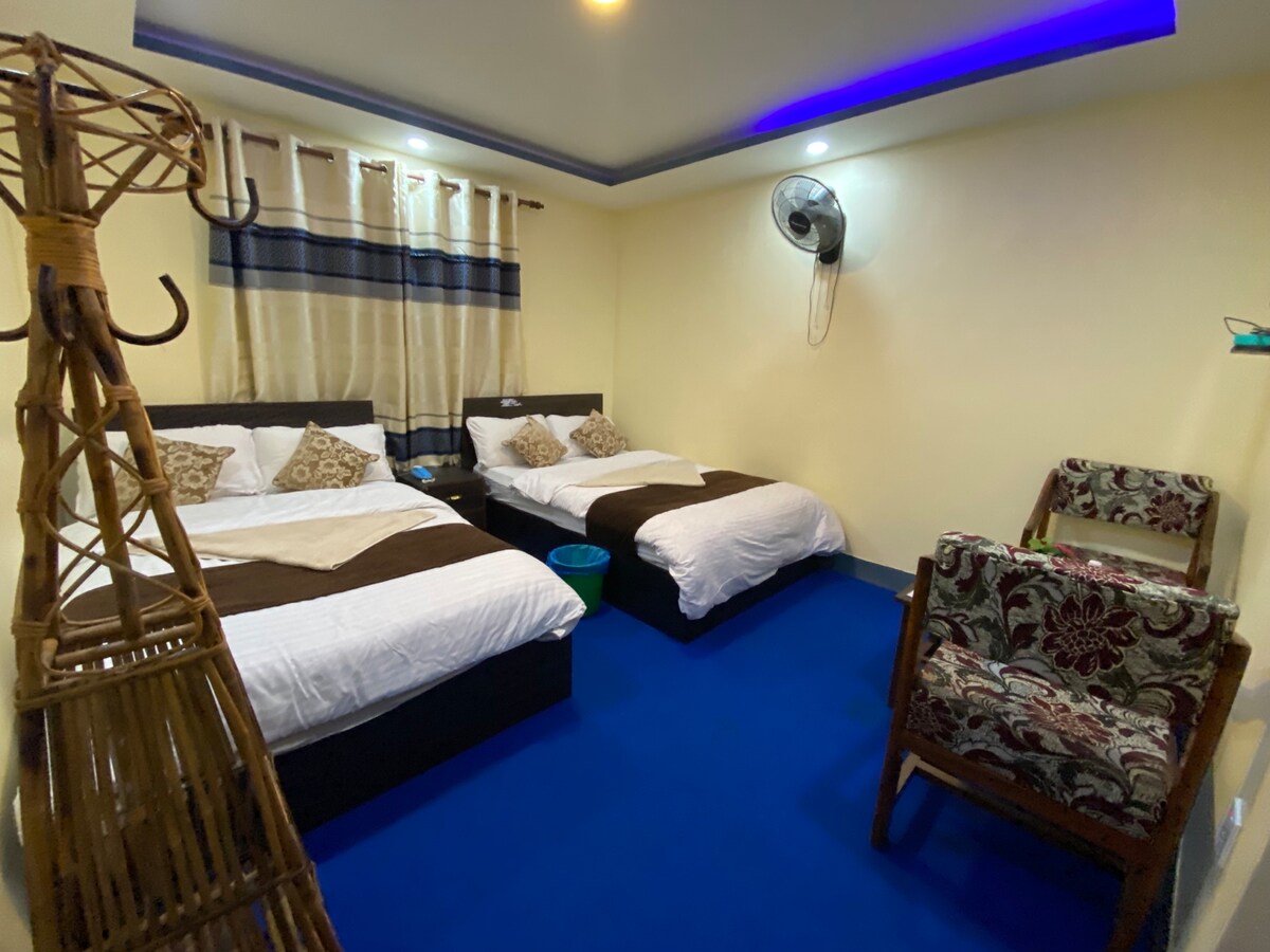 Superior Double Queen Bed Family Room — photo