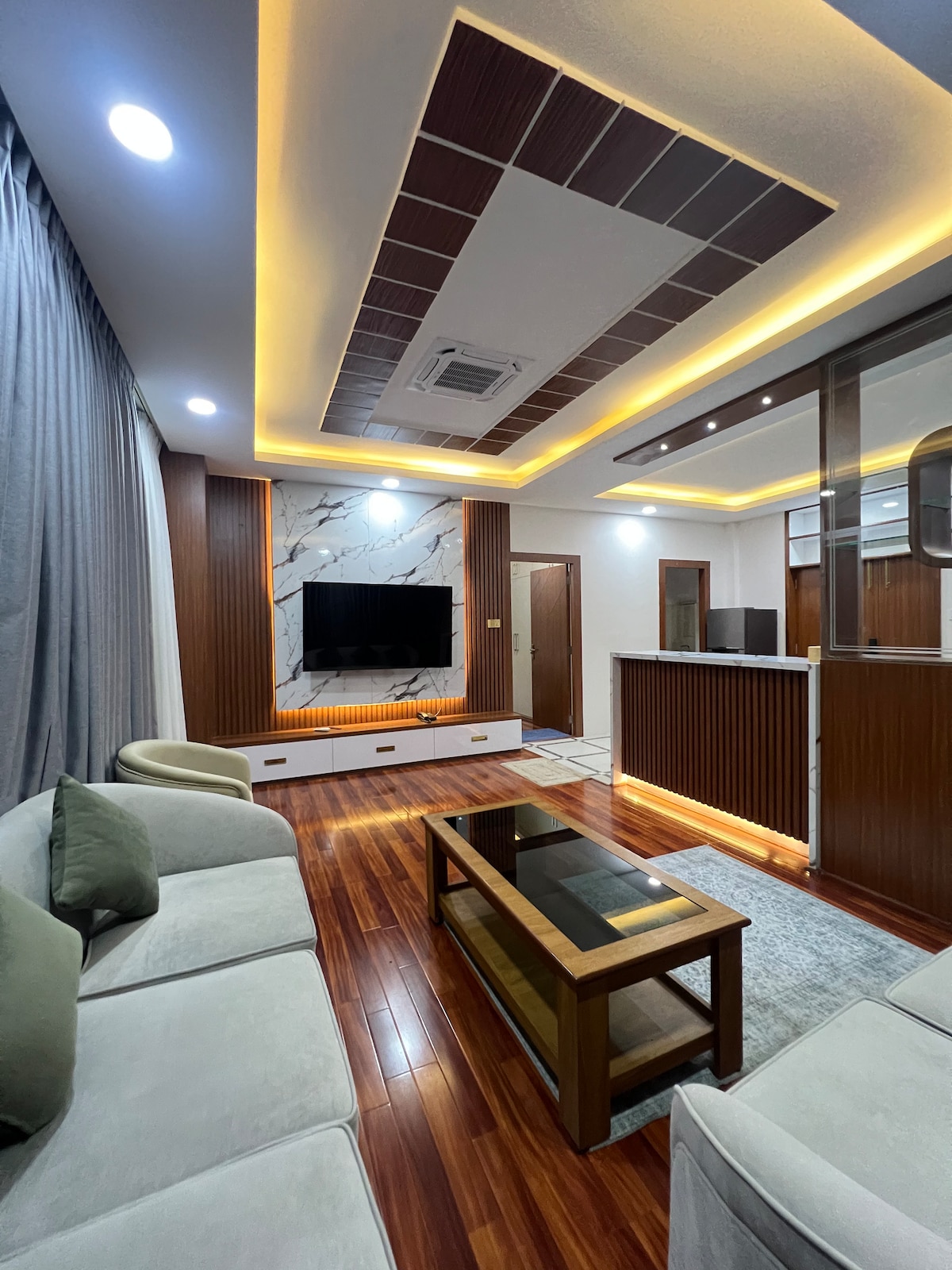 Inland Multi Cuisine & Stay