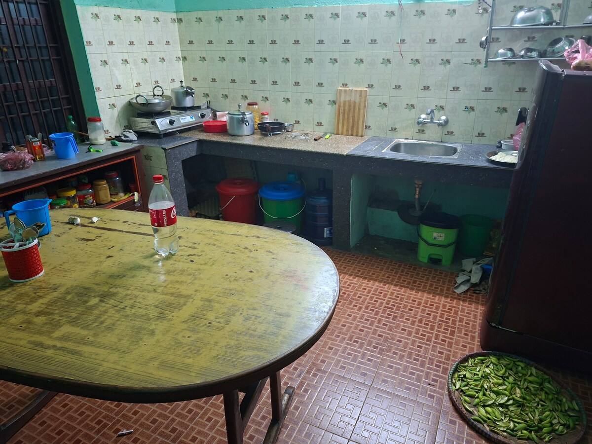 Authentic homestay at mid-hill of a sub-urb in KTM — photo