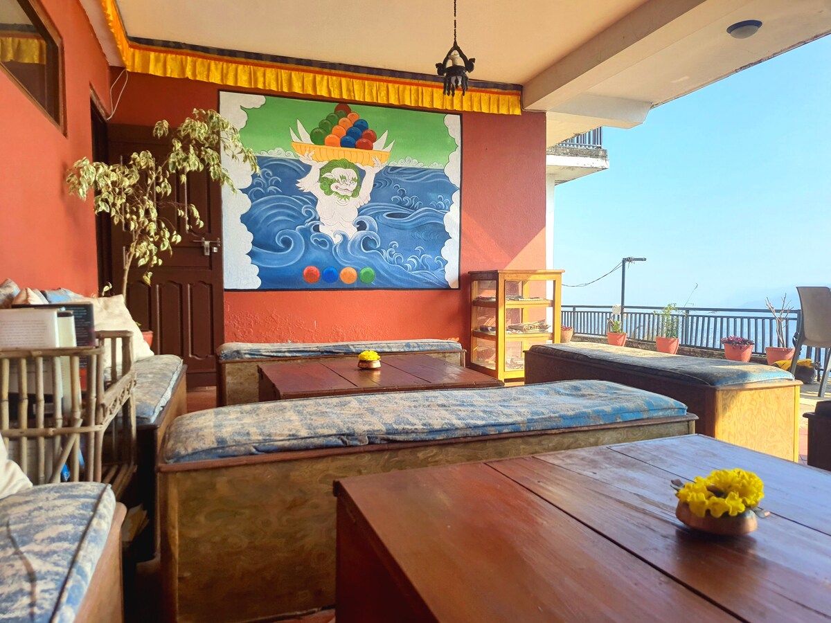 Peace Dragon Lodge - Double Room with Valley View — photo