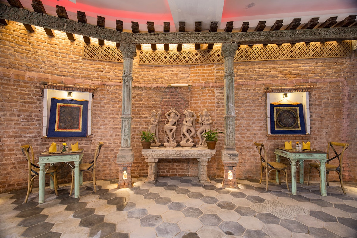 Heritage Hotel Suites & Spa, Lakeside Pokhara — photo