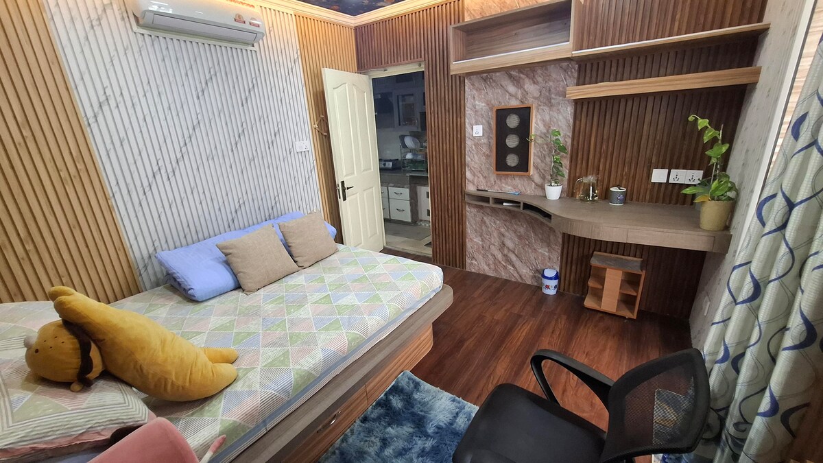 Sunrise 2BHK Studio Apartment — photo
