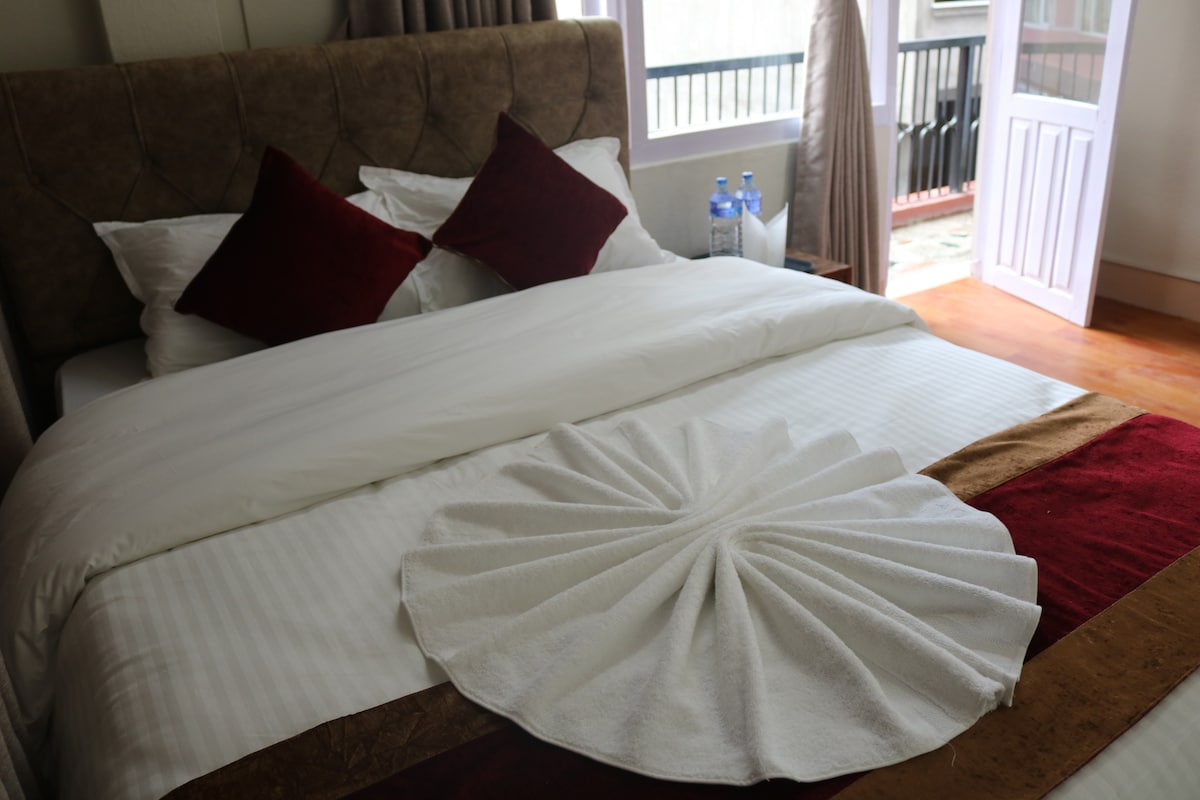 Couple Bedroom with Balcony