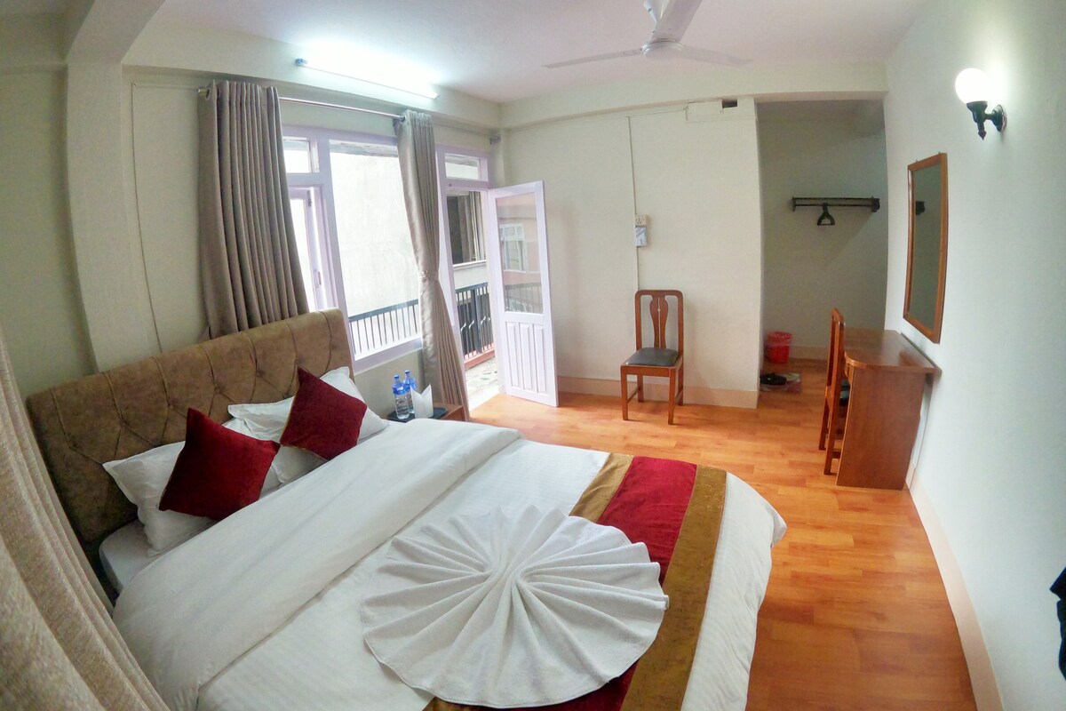 Deluxe Double room with balcony @ Thamel Kathmandu