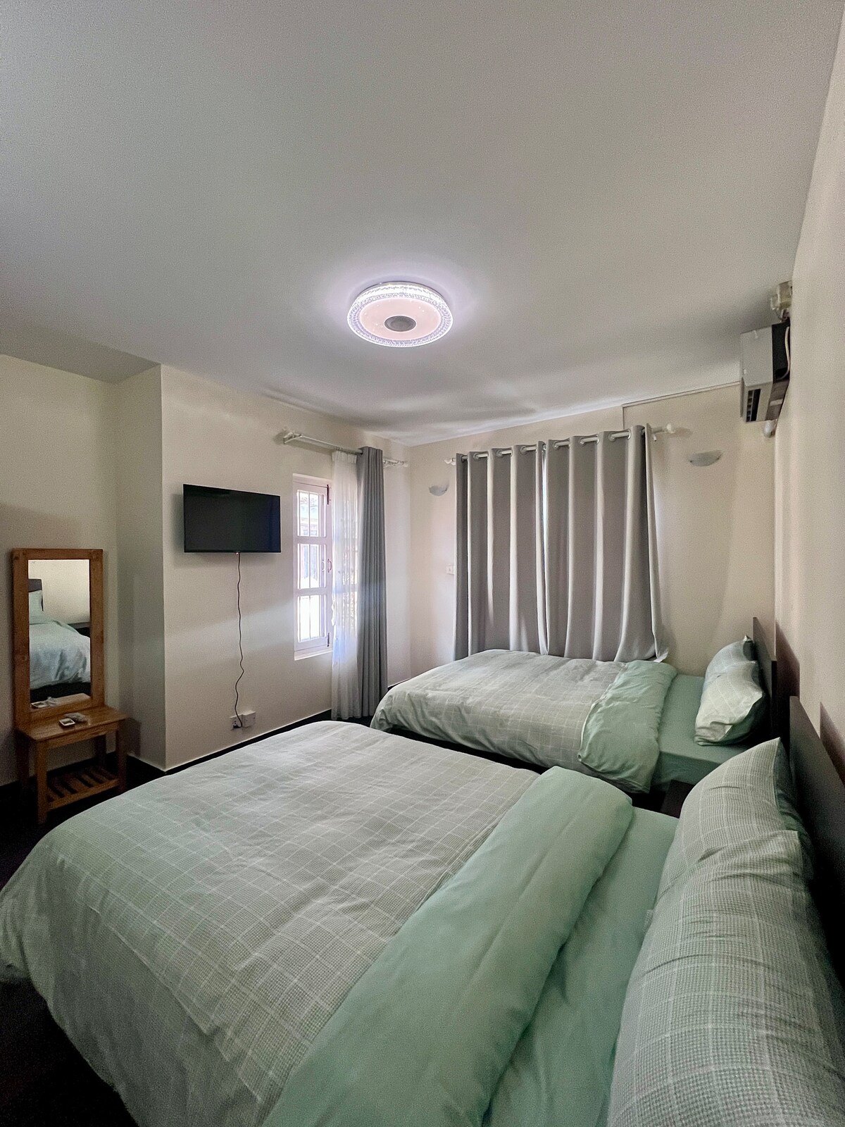 Apartment 05 — photo