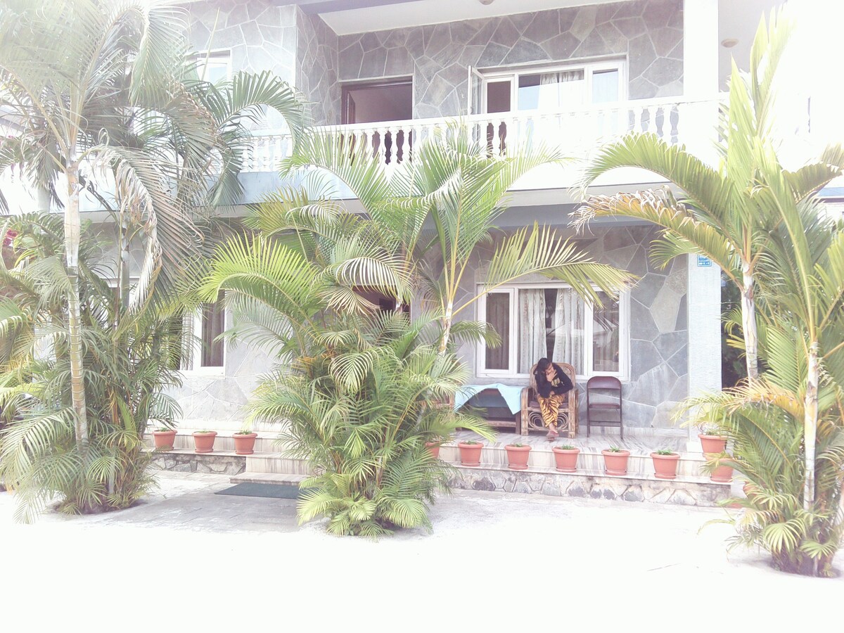 Single Budget  Rooms