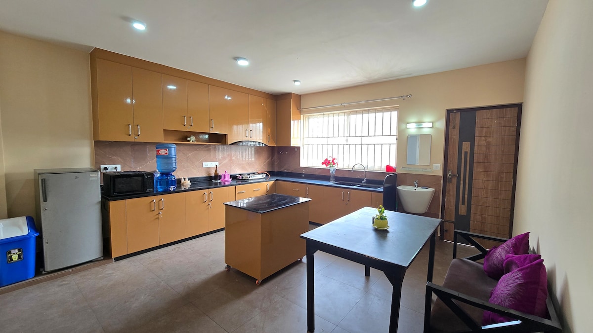 Peaceful 2BHK Apartment (Fully Furnished) — photo