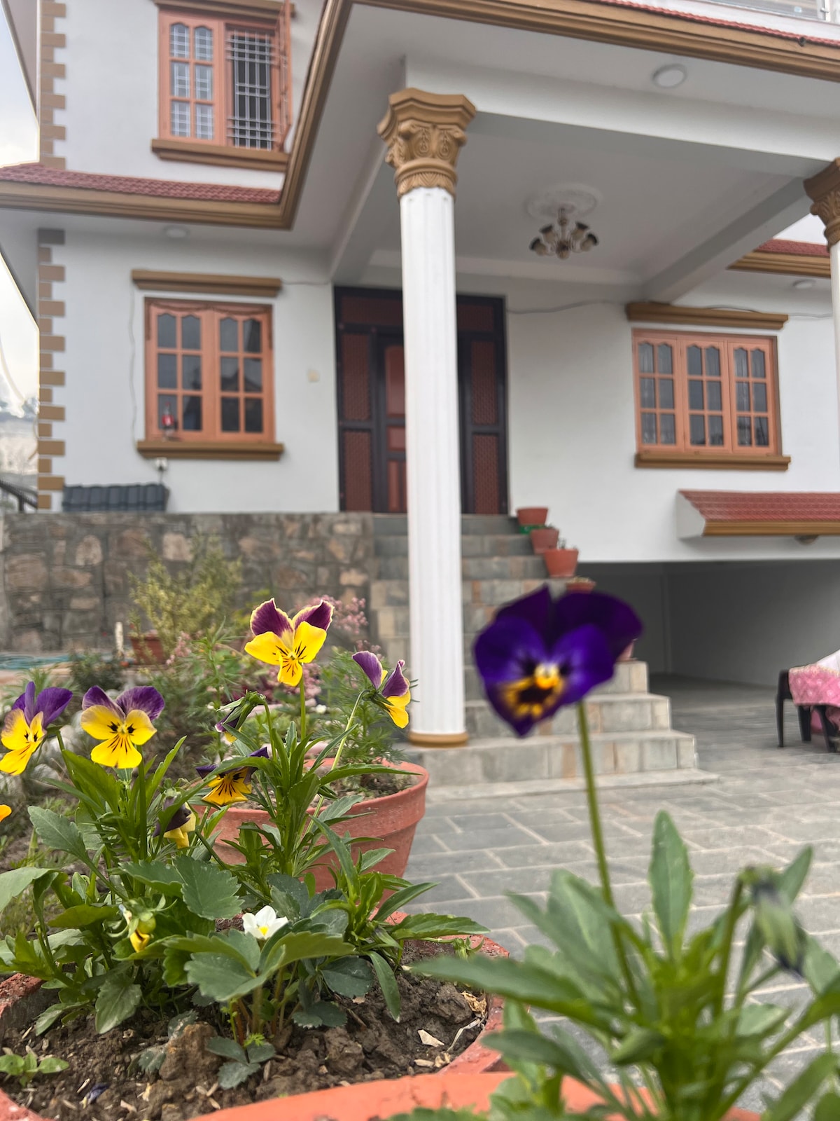 Elegant Escape — photo