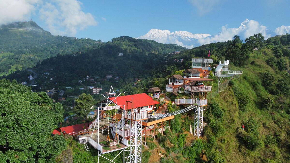 360 ° Pokhara view of Cottage in Valley