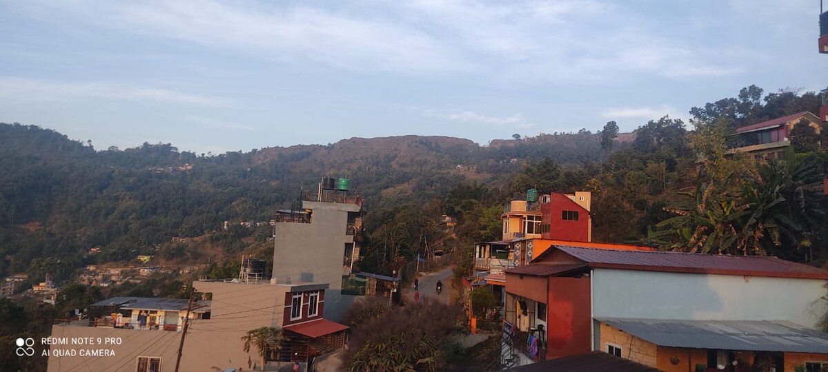 Calm City View Stay Surrounded by Nature — photo