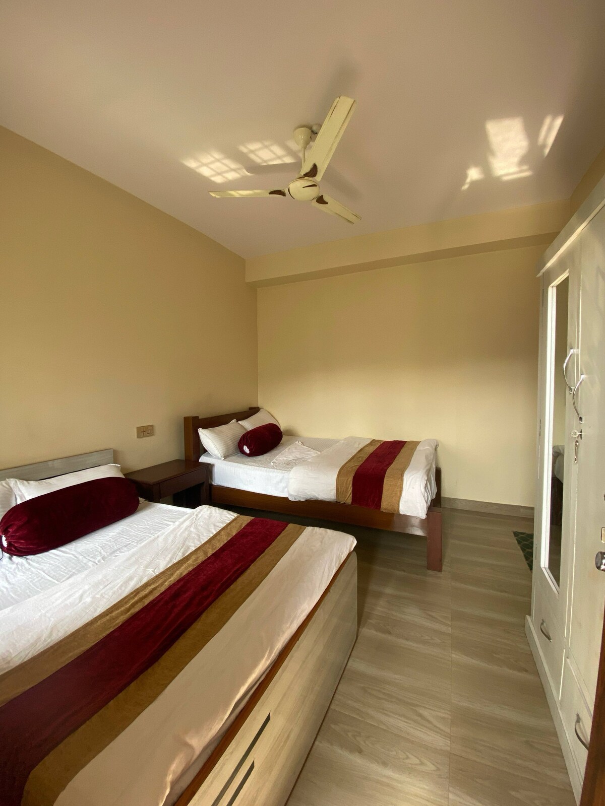 Krishna's 2 Bed unit + Kitchen — photo