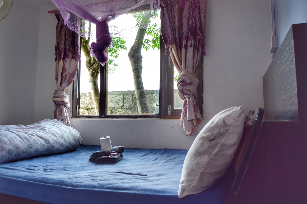 Garden Guesthouse - COZY HOME. Sauraha — photo