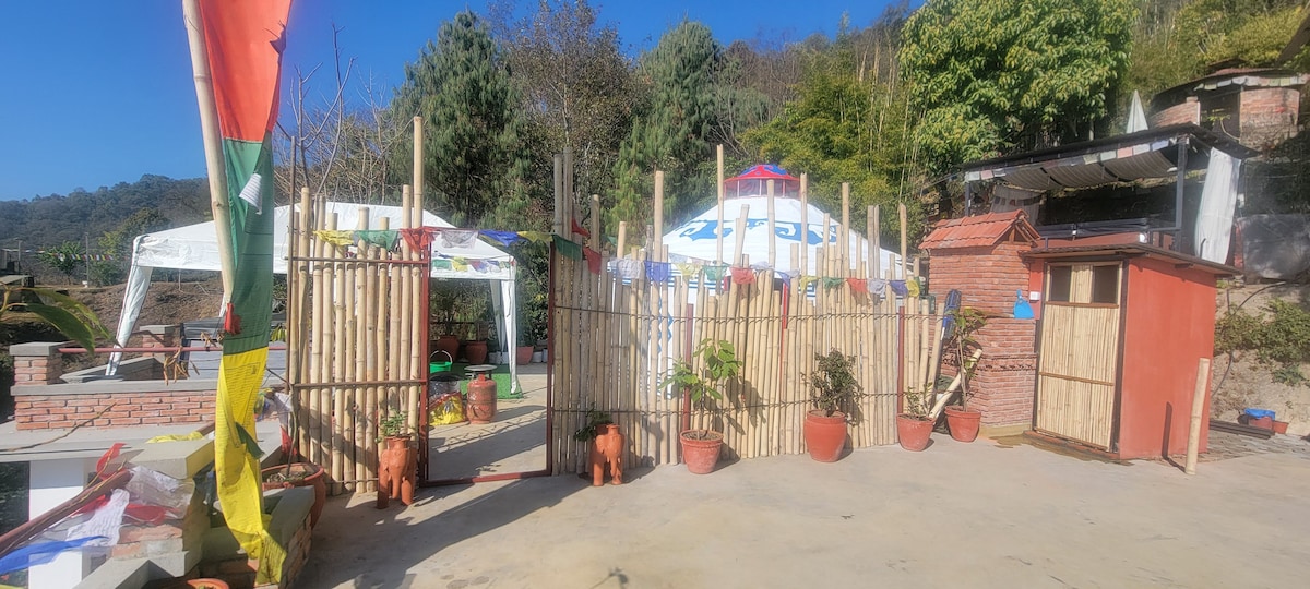 Yurt-Tent with private Jacuzzi — photo