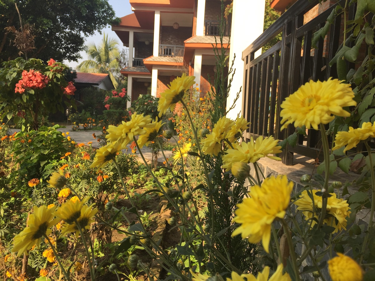 Chautari Garden Resort" Wonder garden of Paradise" — photo