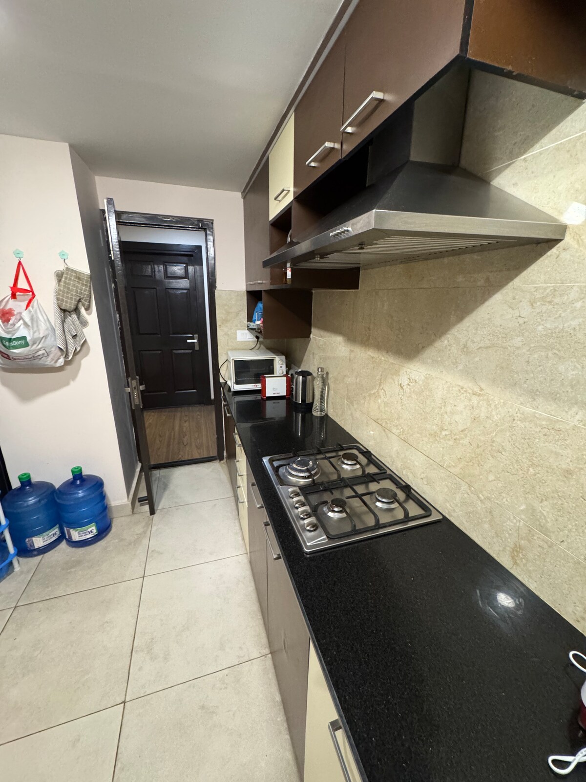 Sunny Grove Retreat — photo