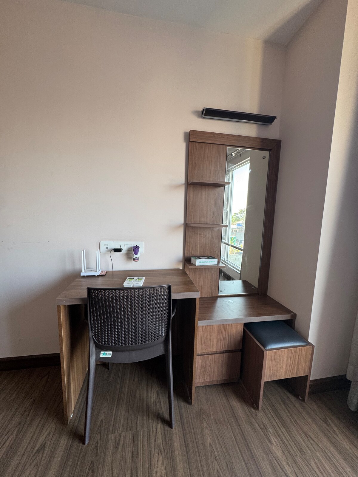 Sunny Grove Retreat — photo