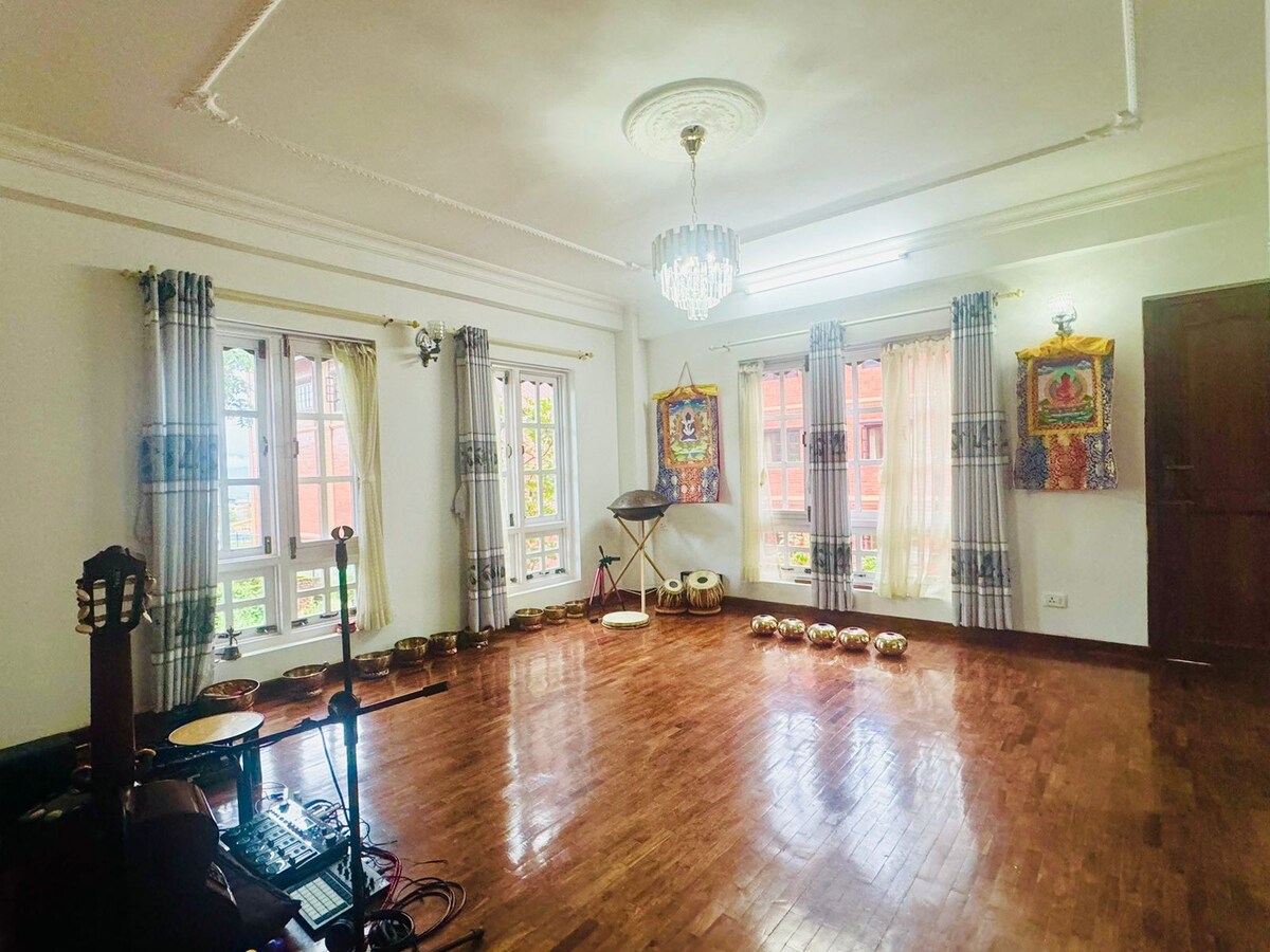 Busha Home 2, Double Room with Shared Bathroom — photo