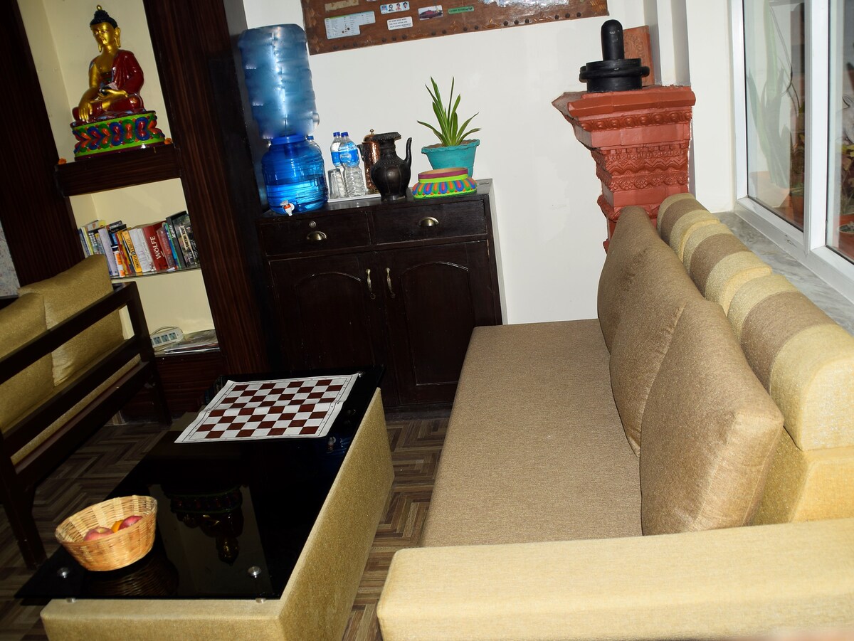 2-bed green property, attach bath & share kitchen