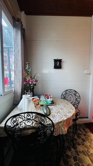 Chomolungma Paribesh Trimarg — photo