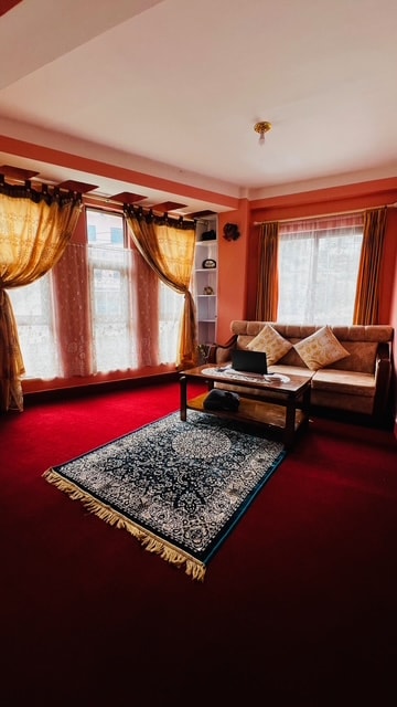 Chomolungma Paribesh Trimarg — photo