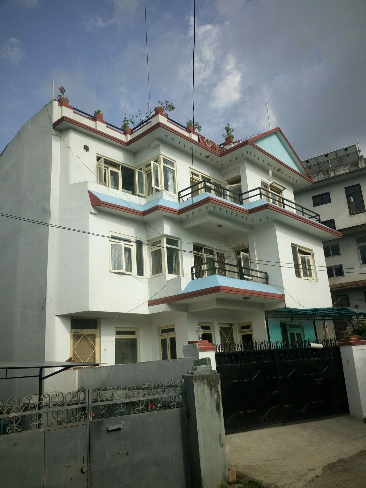 Friendly Home — photo