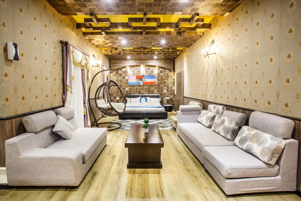 Royal Empire Boutique Hotel — photo