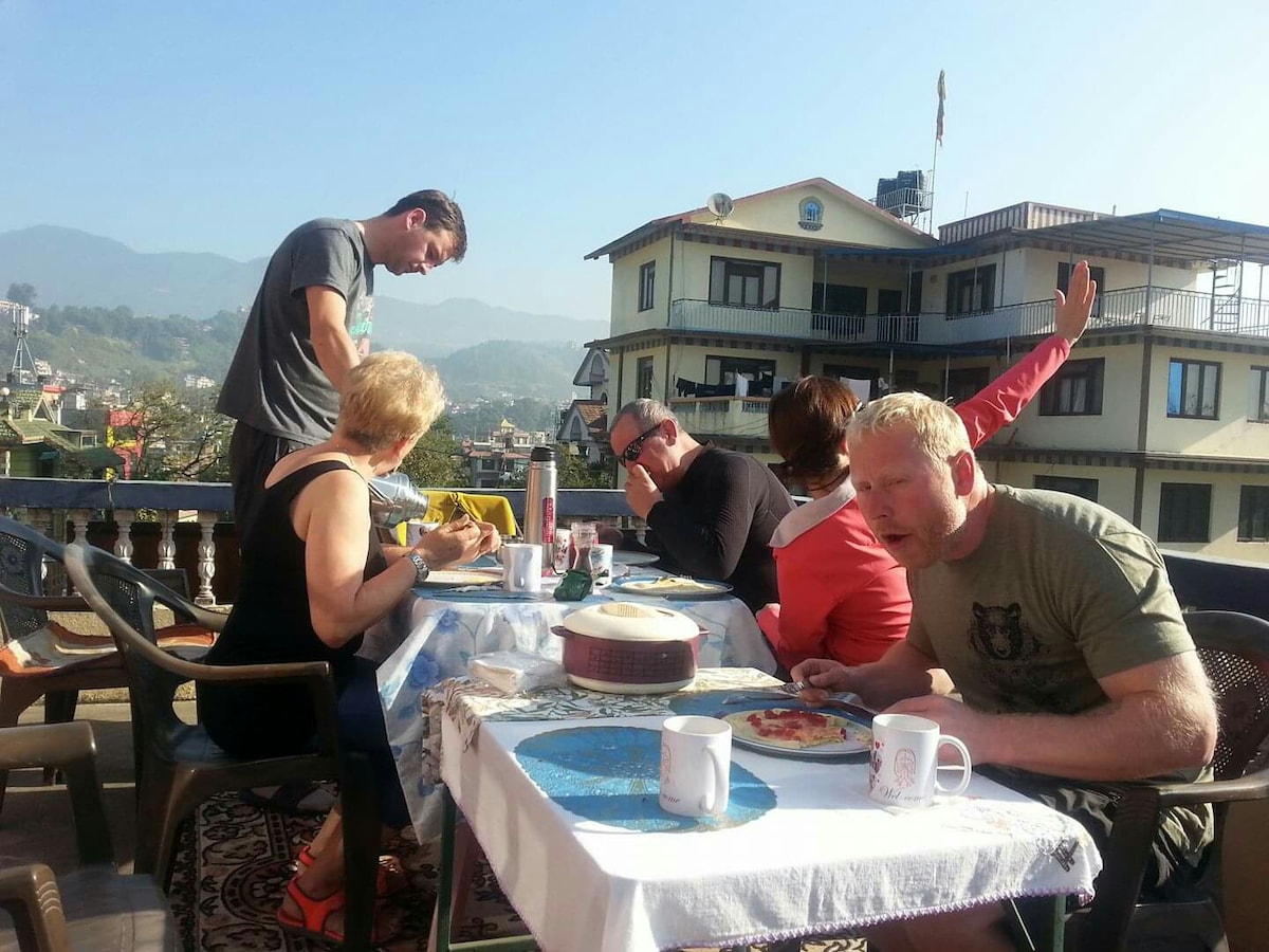 Private Room- Friendship Home Stay