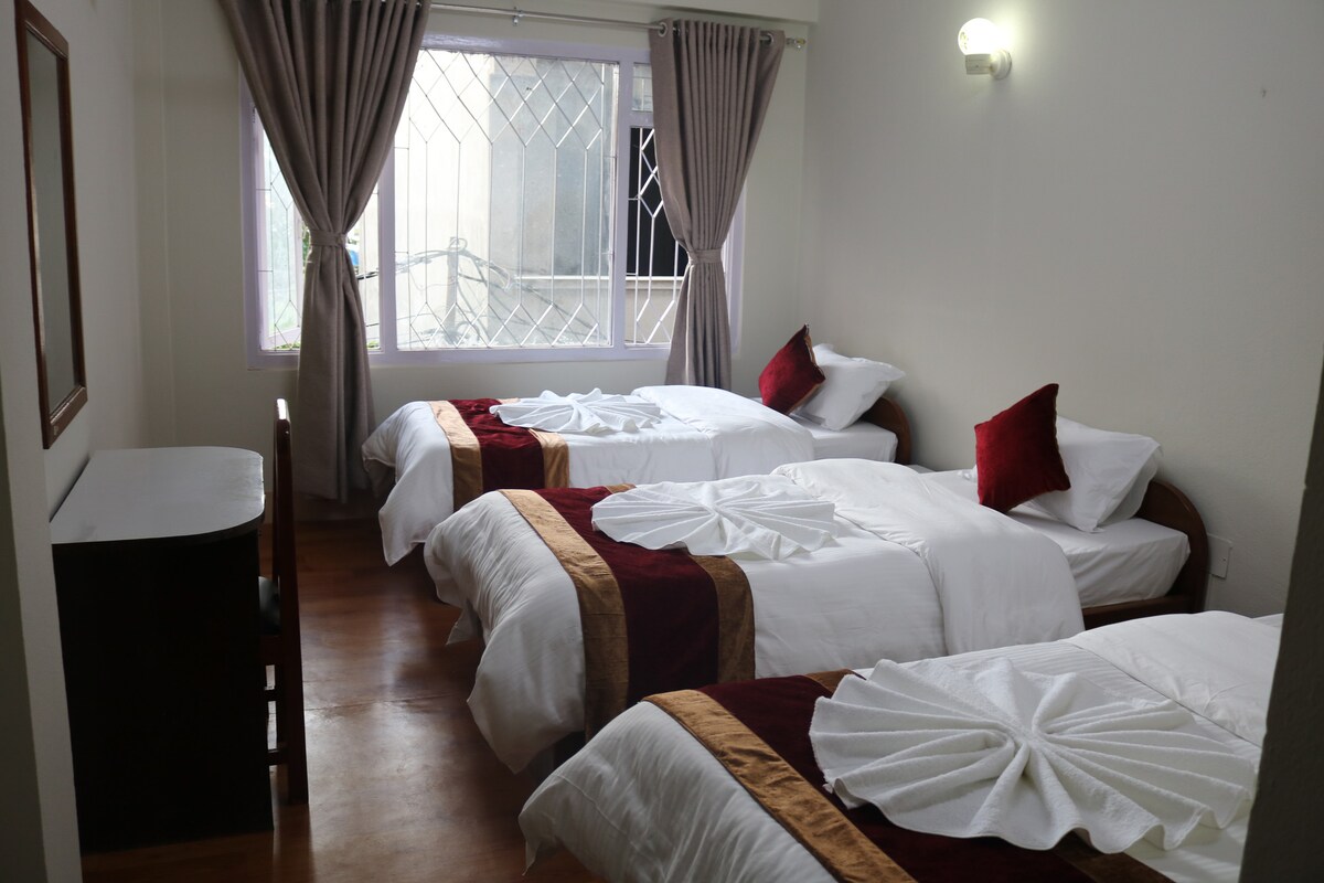 Triple Bed Room — photo