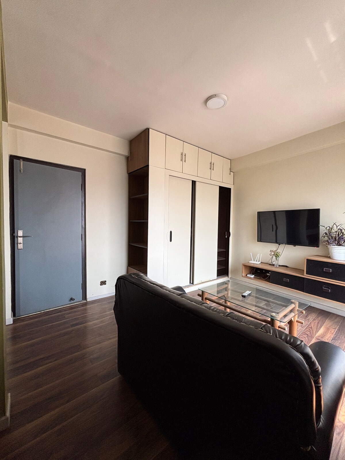 Lavish 1BHK-Style Stay in Boudha | Guest Kitchen — photo