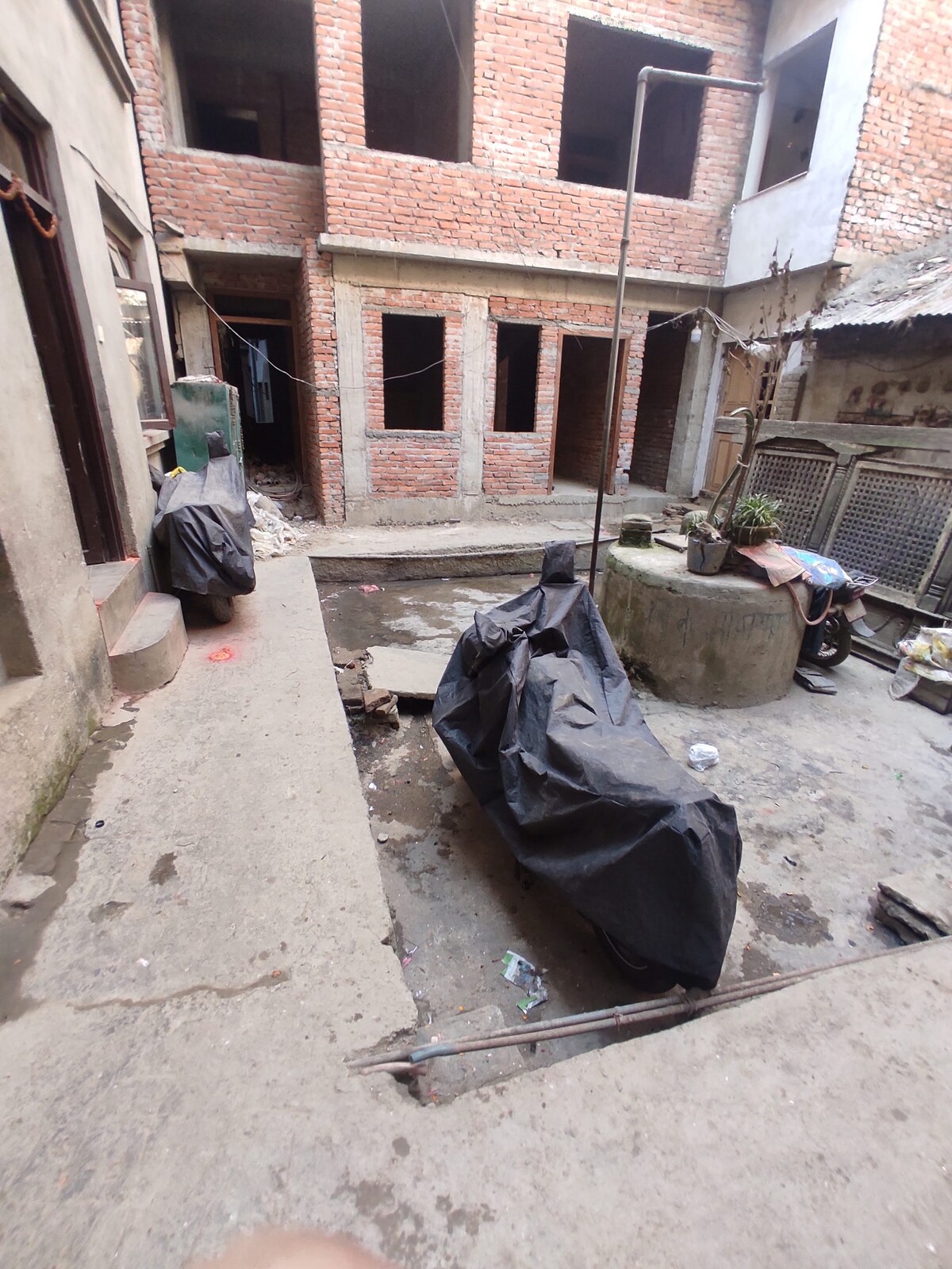 Experience beauty of 6ft home — photo