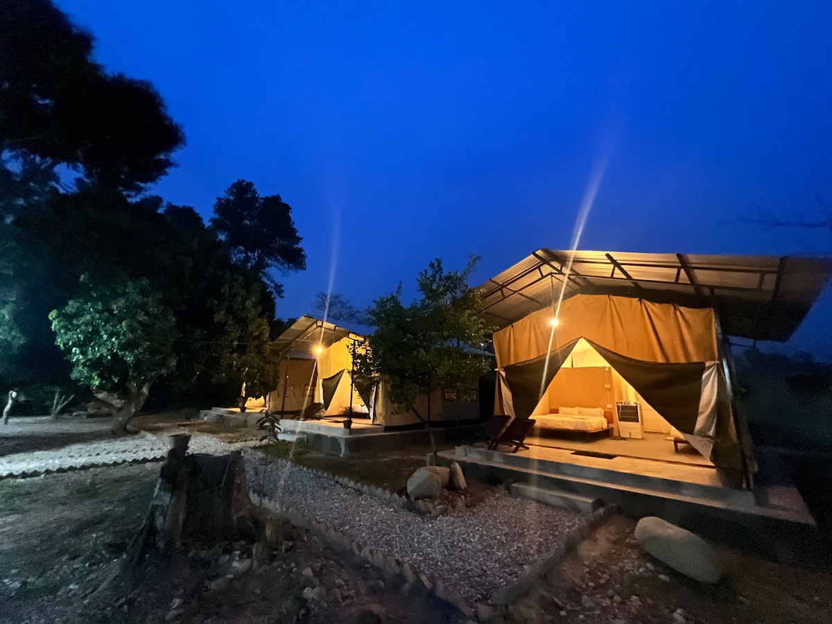Glampin By Tharu Garden