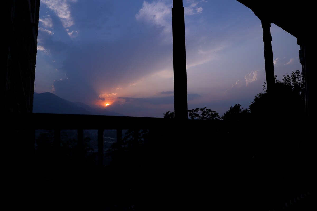 Balcony View Double Room for Family of Two — photo