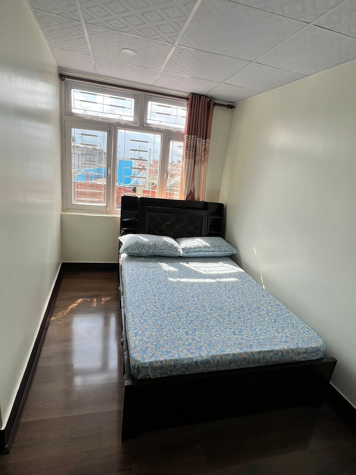 BrightSunny flat, Near  Patan Durbr Squa Ktm Nepal — photo