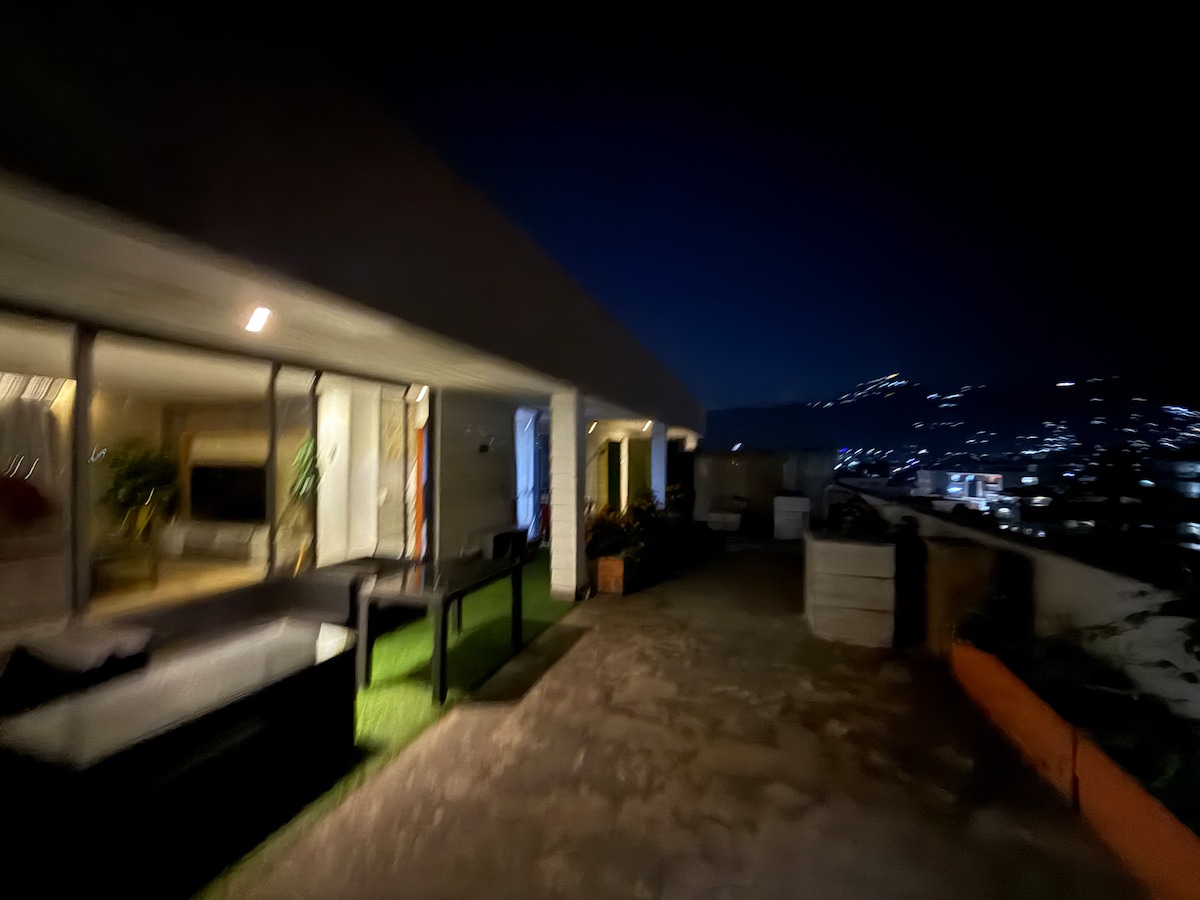 Luxury Penthouse for Stay | Mountain - City View — photo