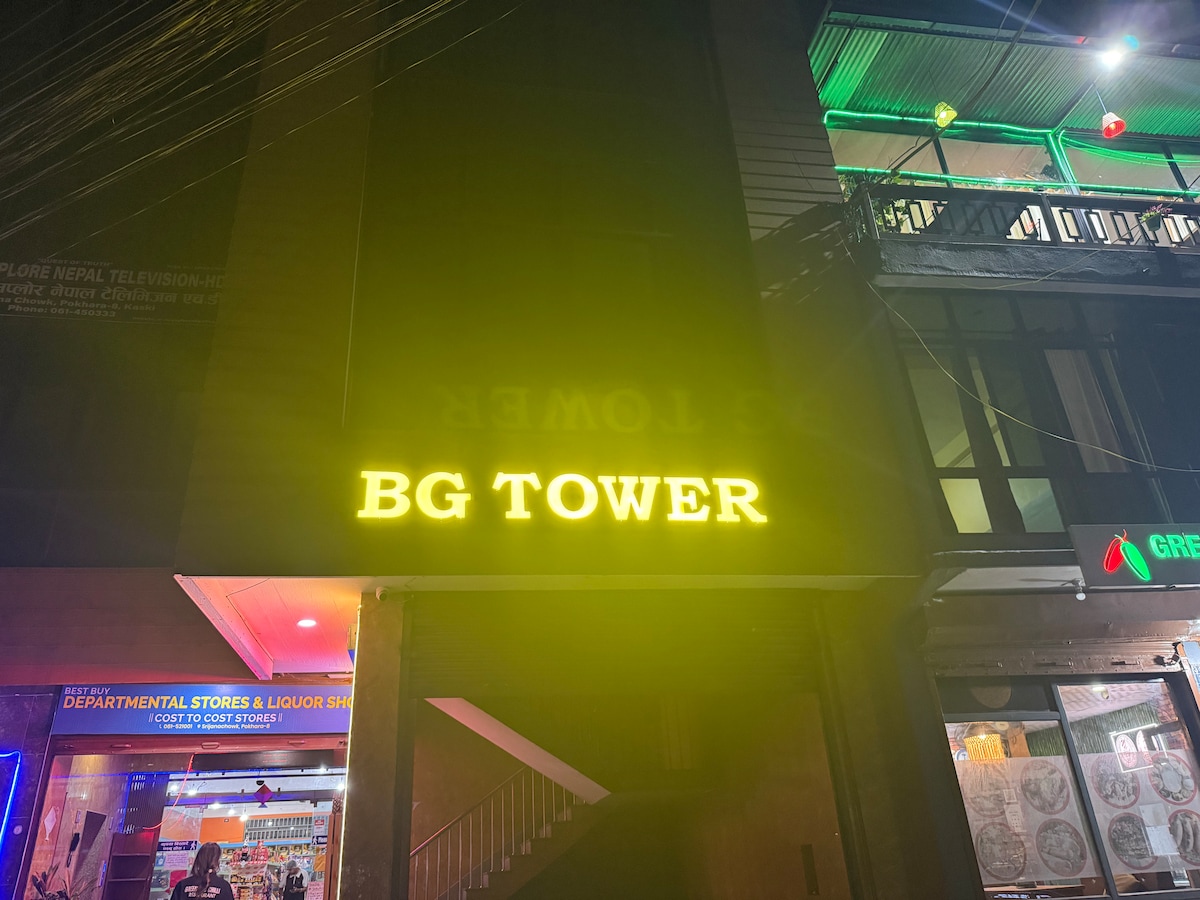 Luxury Penthouse for Stay | Mountain - City View — photo