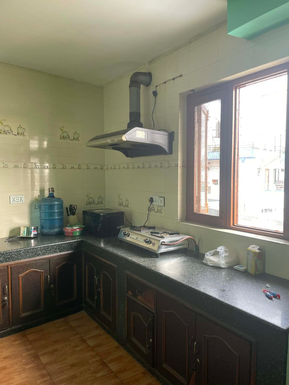 J Resthouse — photo