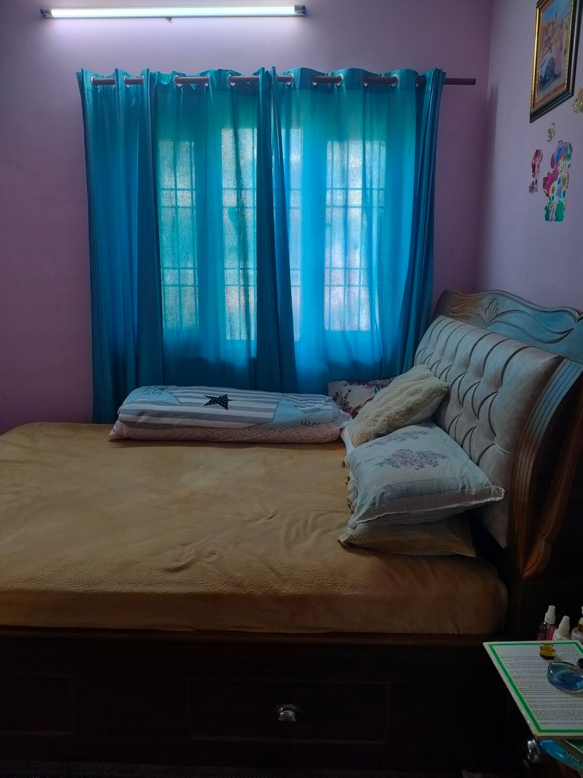 neat clean with classic type — photo