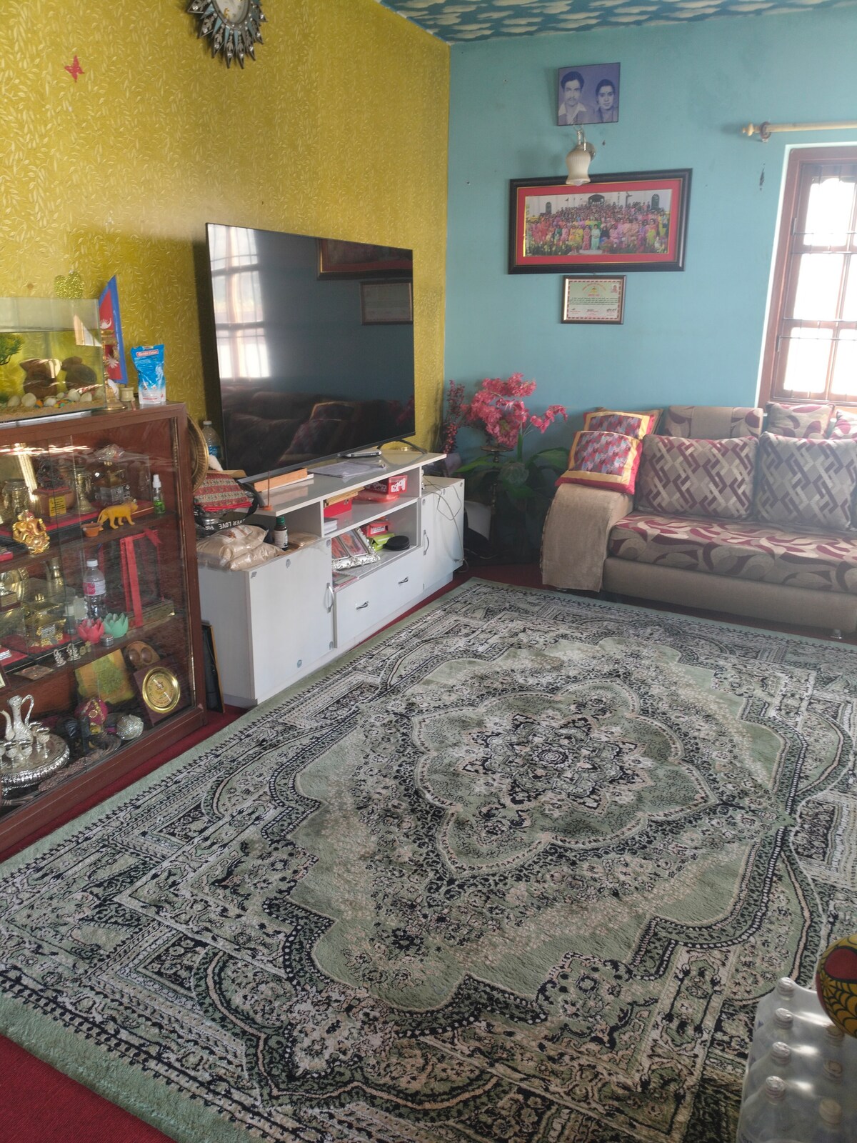 neat clean with classic type — photo