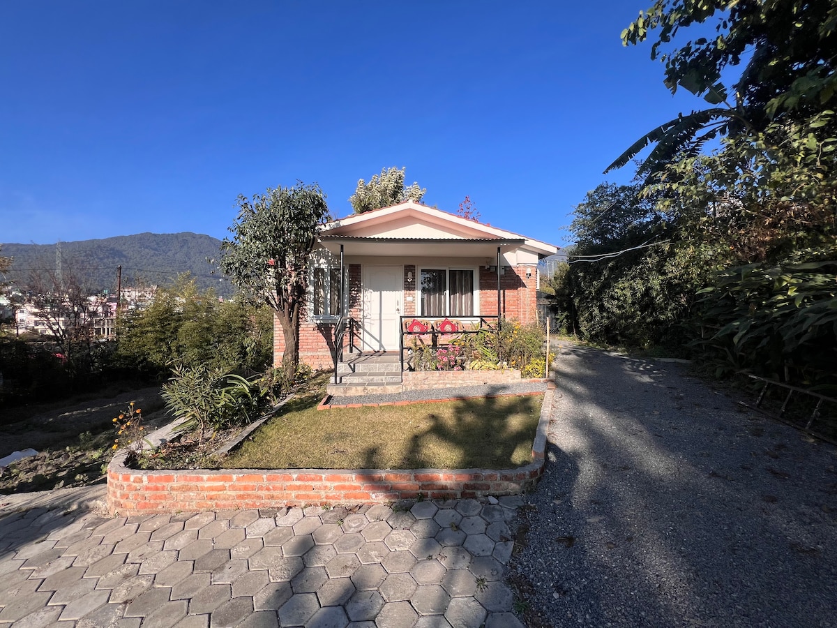 Awesome One BR Cottage in Avocado Garden