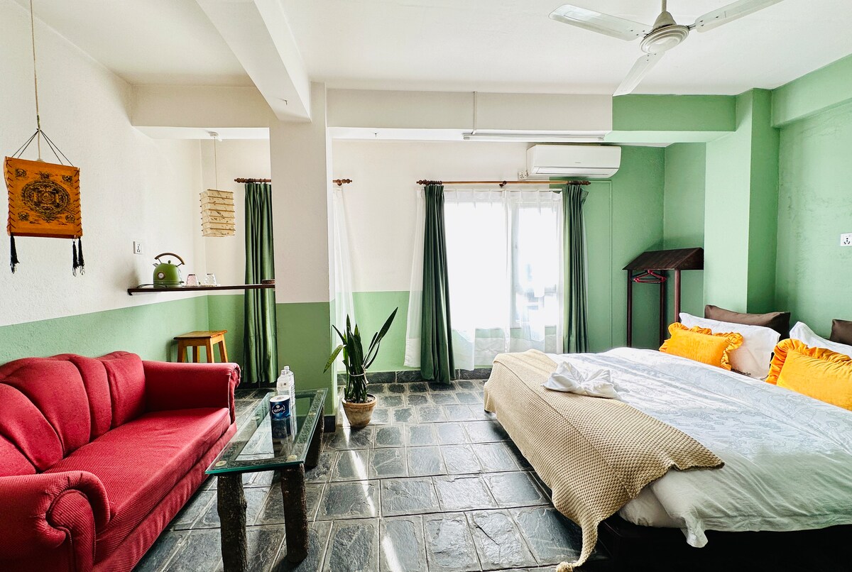 Hotel Darwin near thamel king room rooftop garden — photo