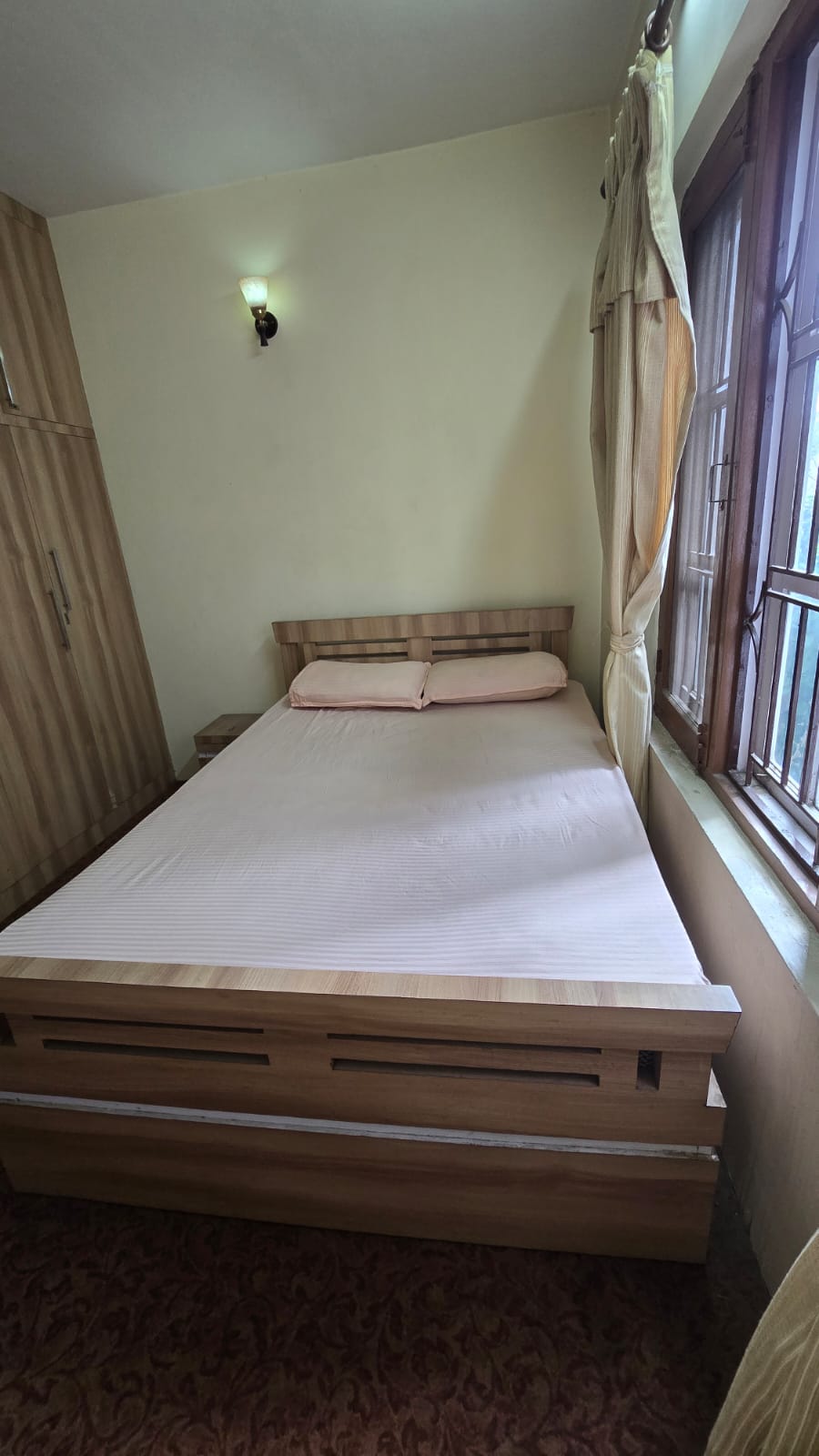 Heritage City Stay-Nearby Bhat Bhateni Supermarket — photo