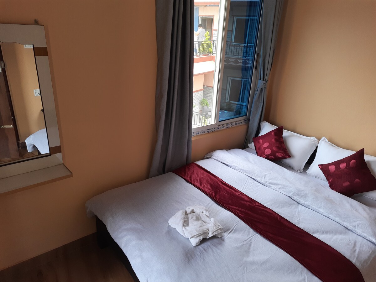 hotel eagle zone — photo