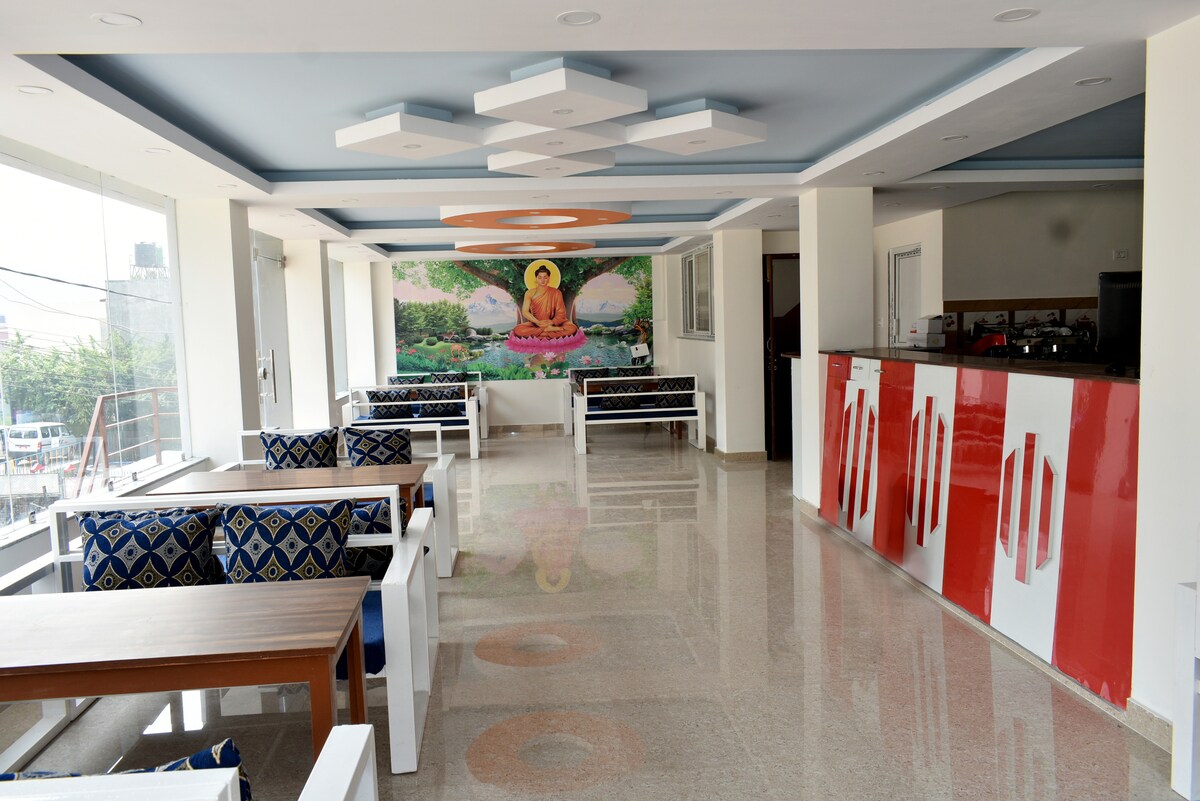 Mount Star Home Stay and Cafe