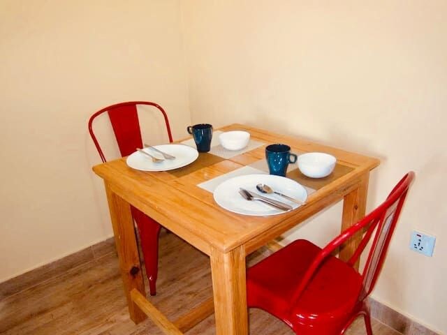 Modern apt for families and friends — photo